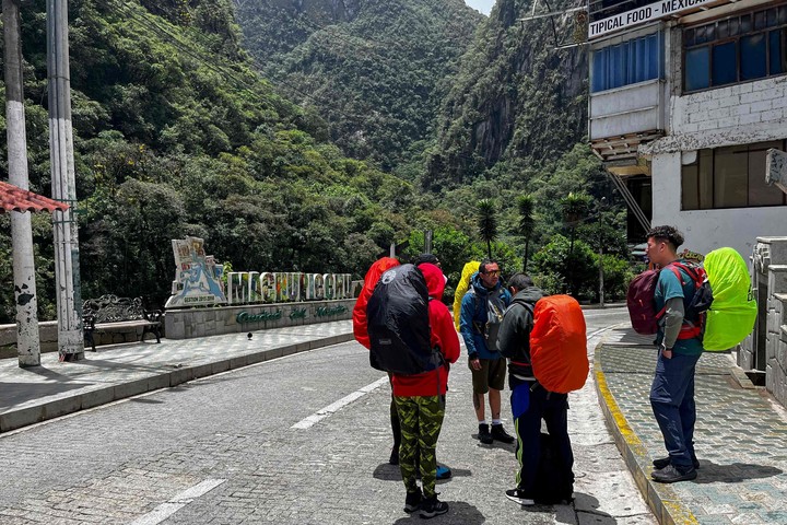 Por las protestas en Perú cerraron Machu Picchu y los turistas no pueden ingresar a la ciudadela. Foto AFP.
