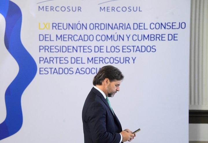 Lacalle Pou propone debatir el futuro del Mercosur. Foto: EFE