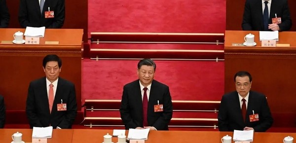 Con una franqueza poco habitual, Xi Jinping culpa de sus problemas a las sanciones estadounidenses