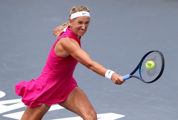 Tennis - WTA 1000 - Guadalajara Open - Panamerican Tennis Center, Guadalajara, Mexico - September 18, 2023
Belarus' Victoria Azarenka in action during her round of 64 match against Robin Montgomery of the U.S. REUTERS/Henry Romero