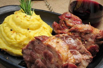 Receta de Bondiola de cerdo al horno