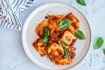Receta de Ravioles de pollo de Doña Petrona